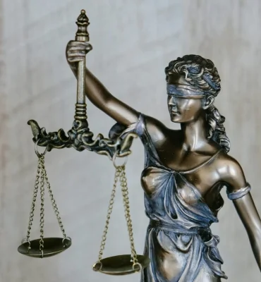 Civil litigation lawyer in Delhi High Court